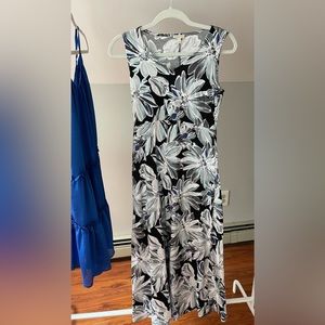 Talbots Floral Maxi Dress in excellent used condition Petite
